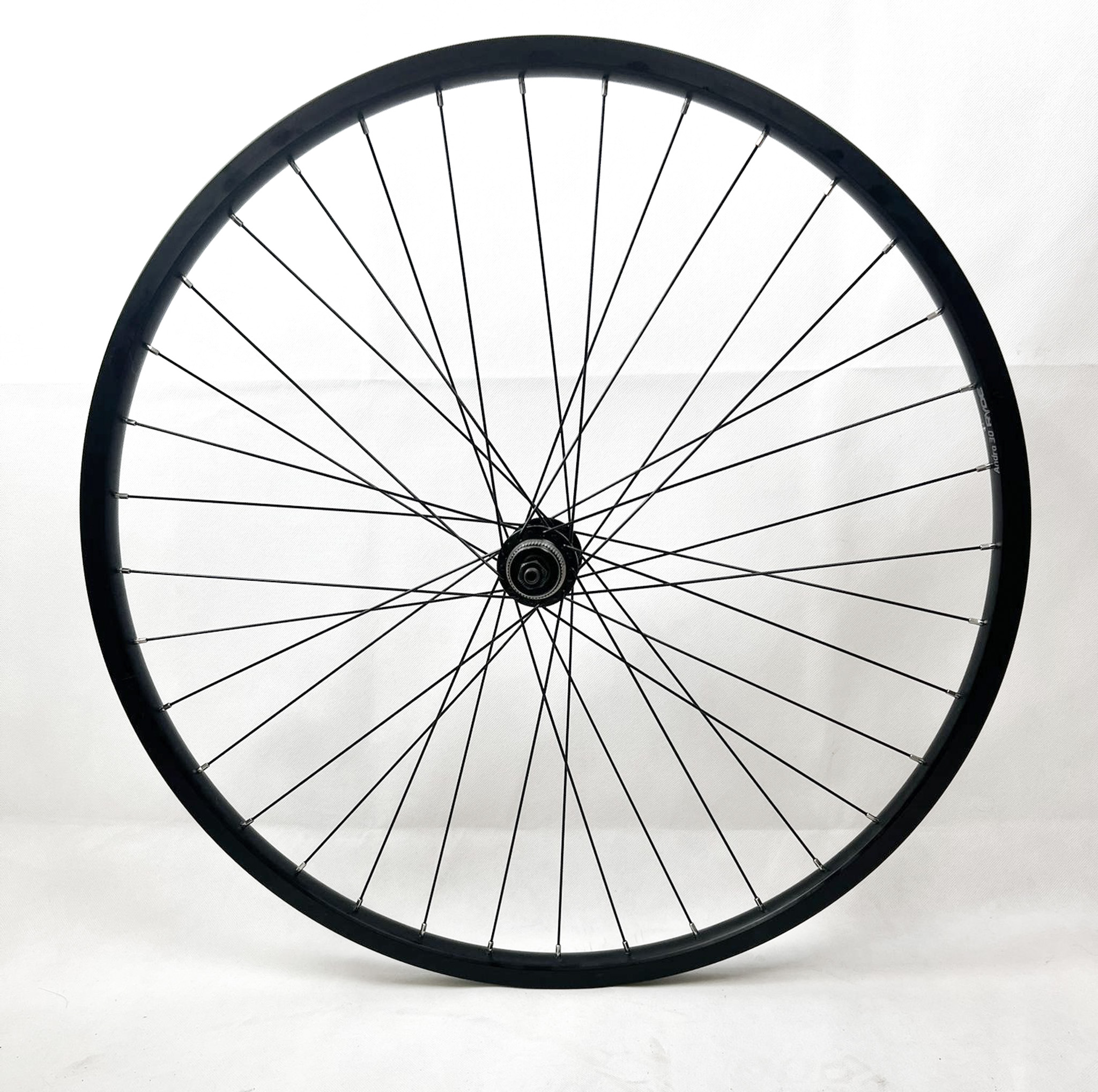 Hinterrad Basic+ 28 36 Loch schwarz/schwarz Disc-Brake